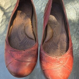 Born Red Leather Women's Flats